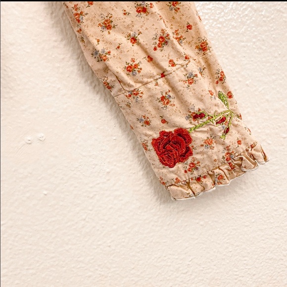 *Johnny Was Pink Button Down embroidered Shirt Red Rose and Ruffles Floral - Picture 12 of 12